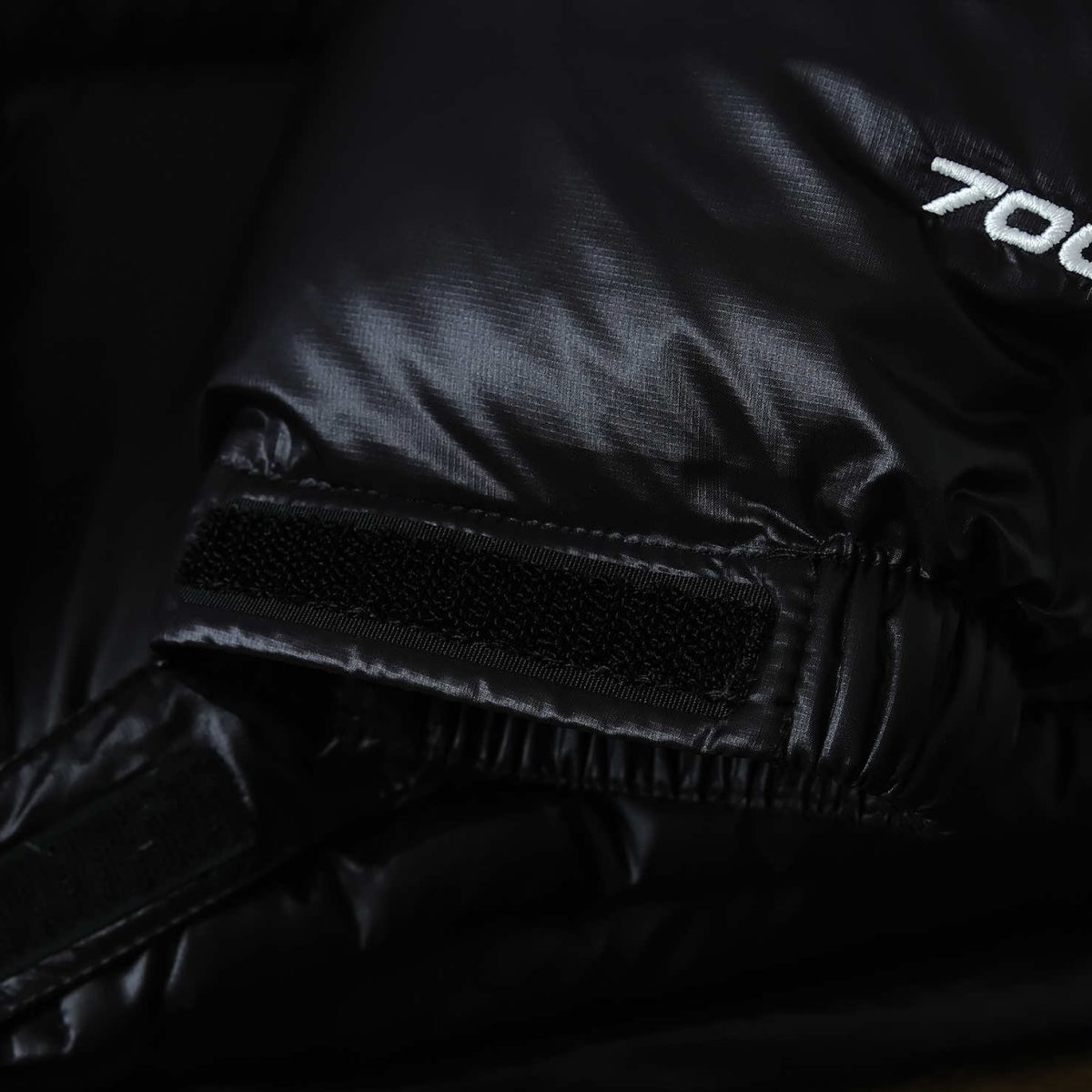 Cropped Down Puffer Jacket - Image 8